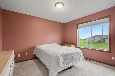 6331 Muirfield Drive Cedar Rapids IA 52404