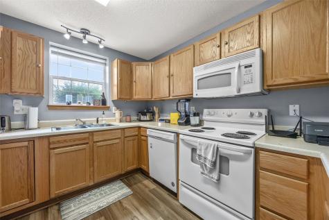 10 Cherry Court North Liberty IA 52317
