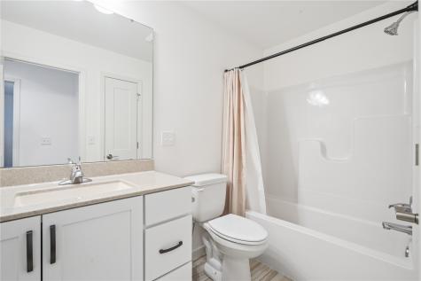 4409 Banar Avenue SW Cedar Rapids IA 52404