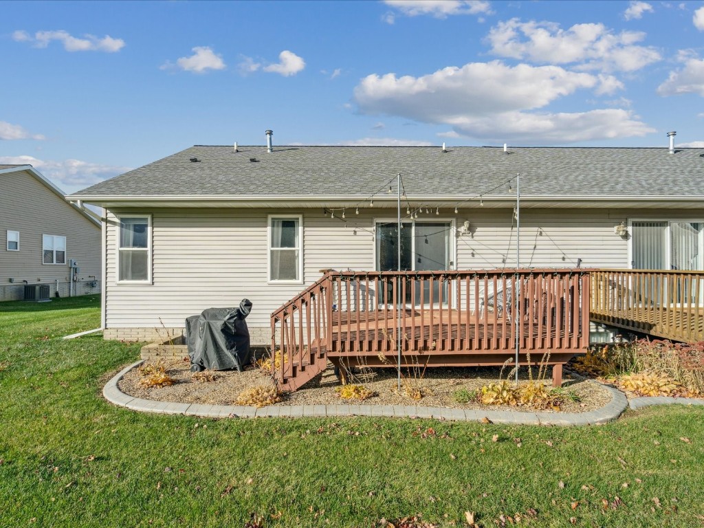 311 Highland Avenue Fairfax IA 52228