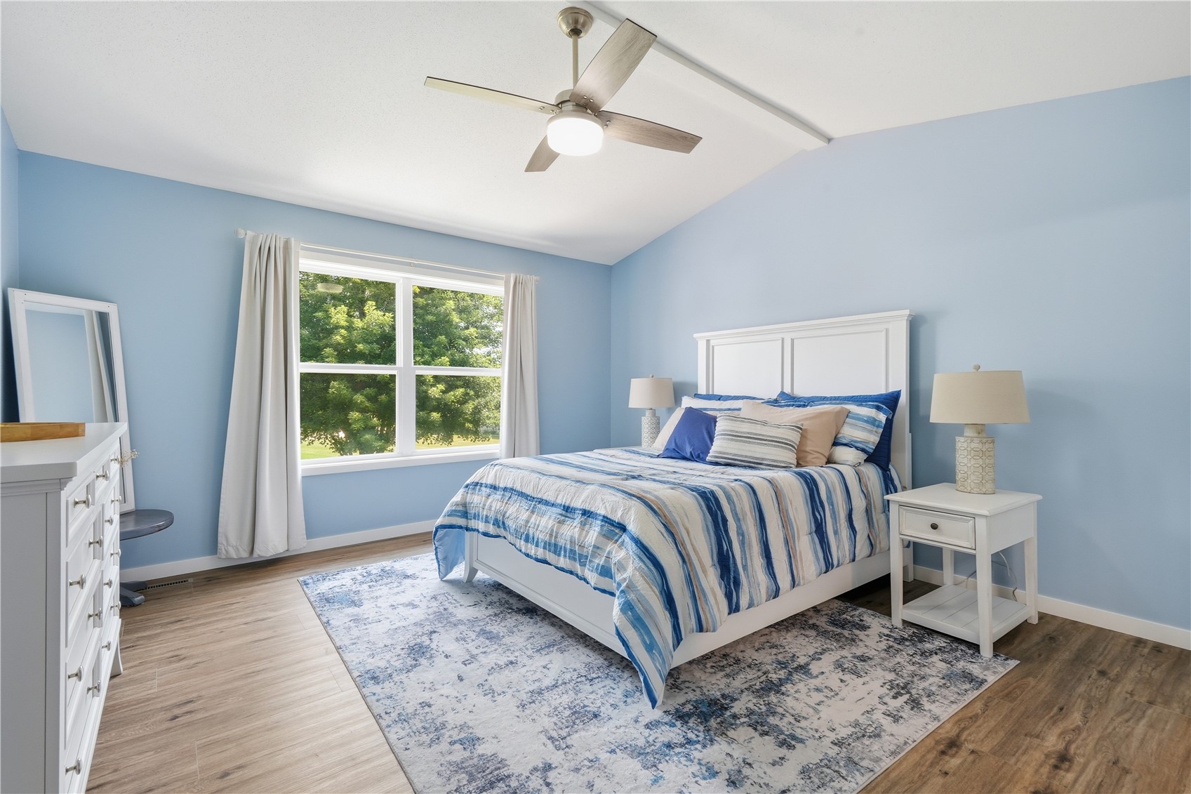 1848 Comisky Court Ely IA 52227