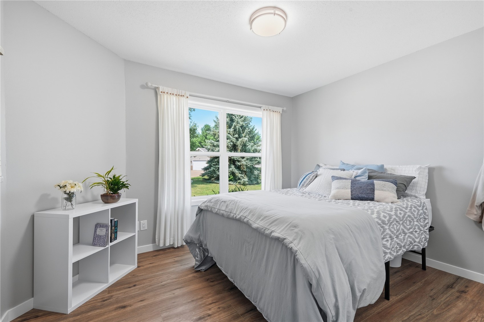 1848 Comisky Court Ely IA 52227