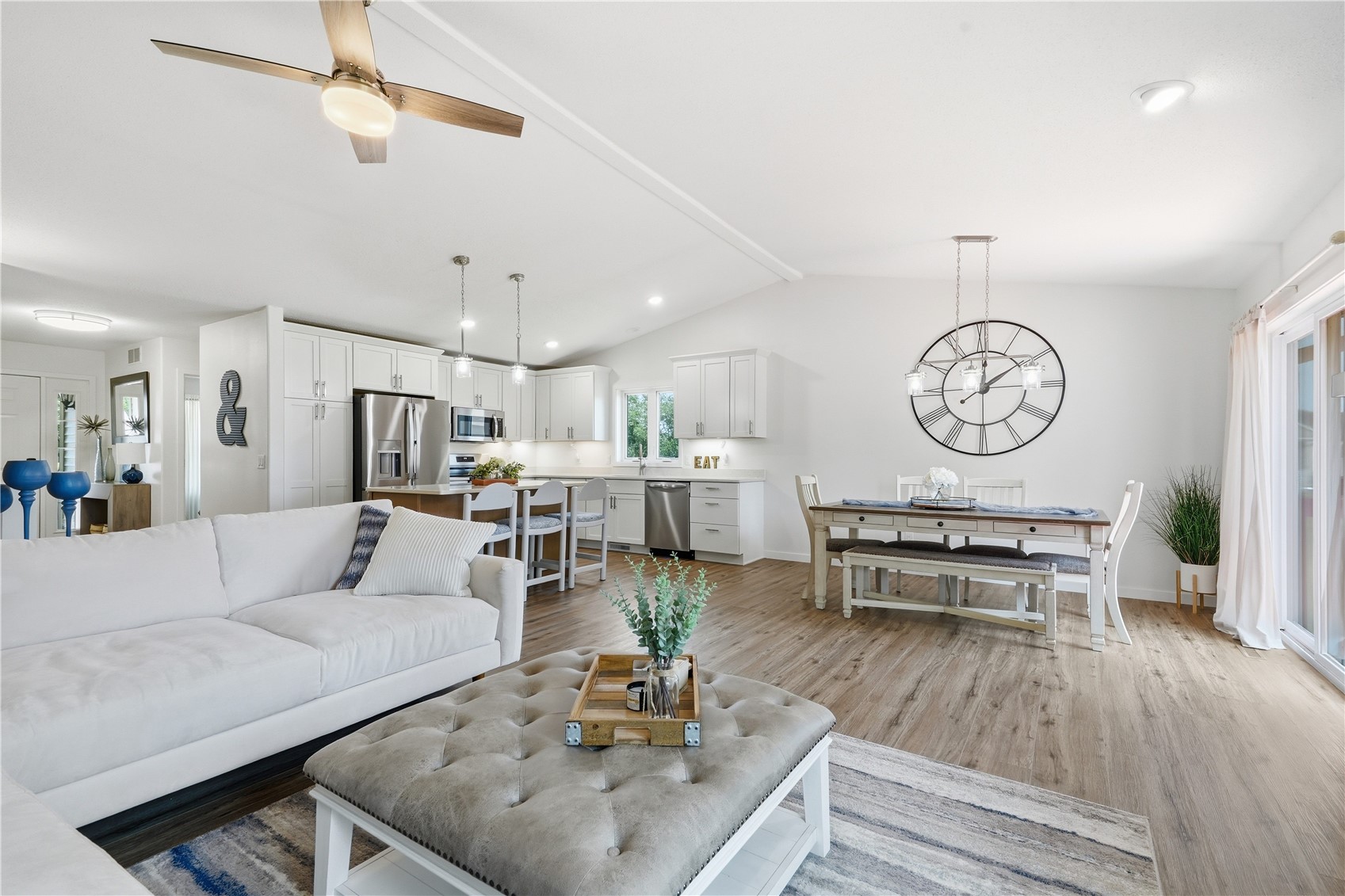 1848 Comisky Court Ely IA 52227