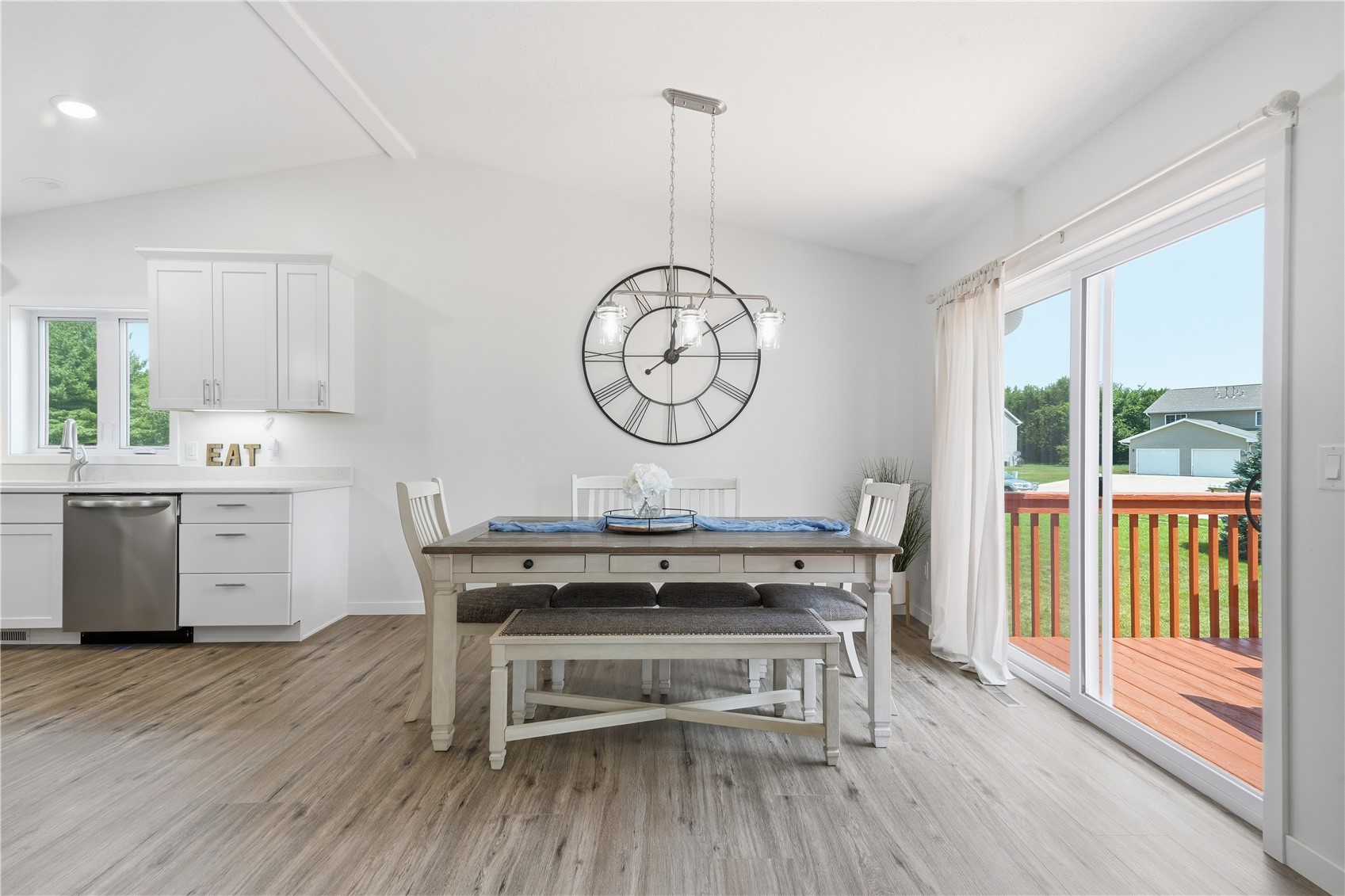 1848 Comisky Court Ely IA 52227