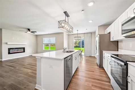 838 Oak Drive Palo IA 52324