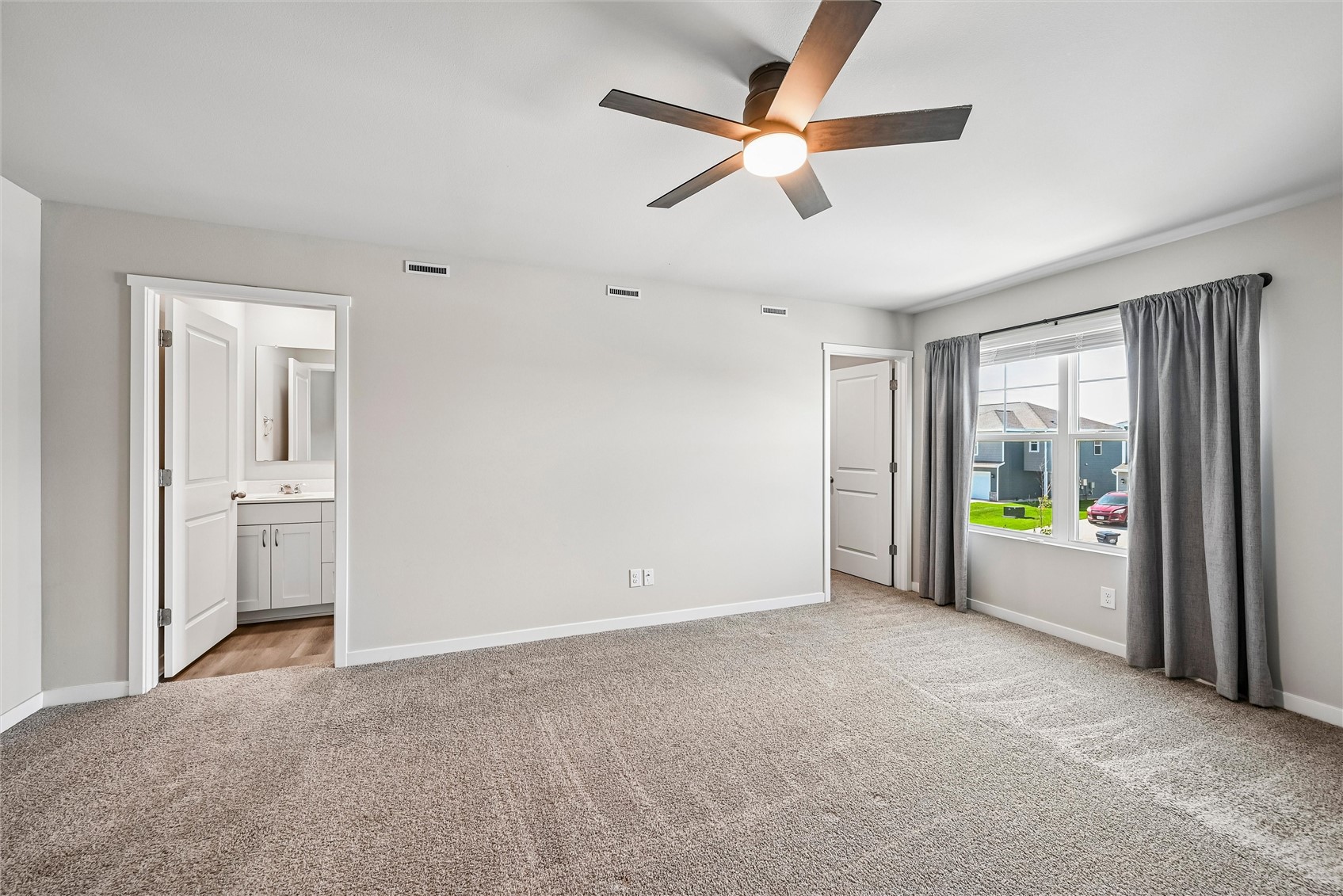 838 Oak Drive Palo IA 52324