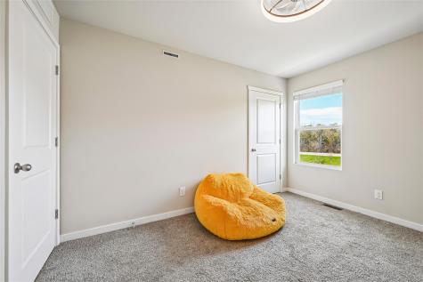 838 Oak Drive Palo IA 52324