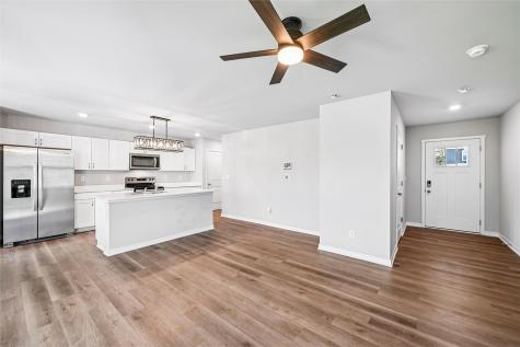838 Oak Drive Palo IA 52324