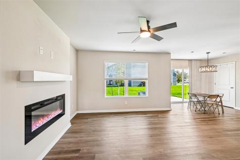 838 Oak Drive Palo IA 52324