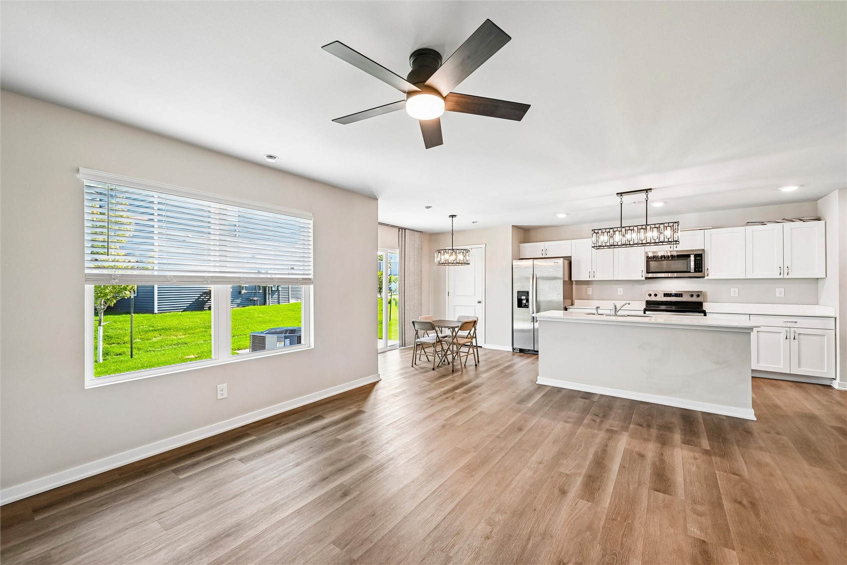 838 Oak Drive Palo IA 52324