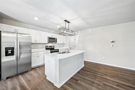 838 Oak Drive Palo IA 52324