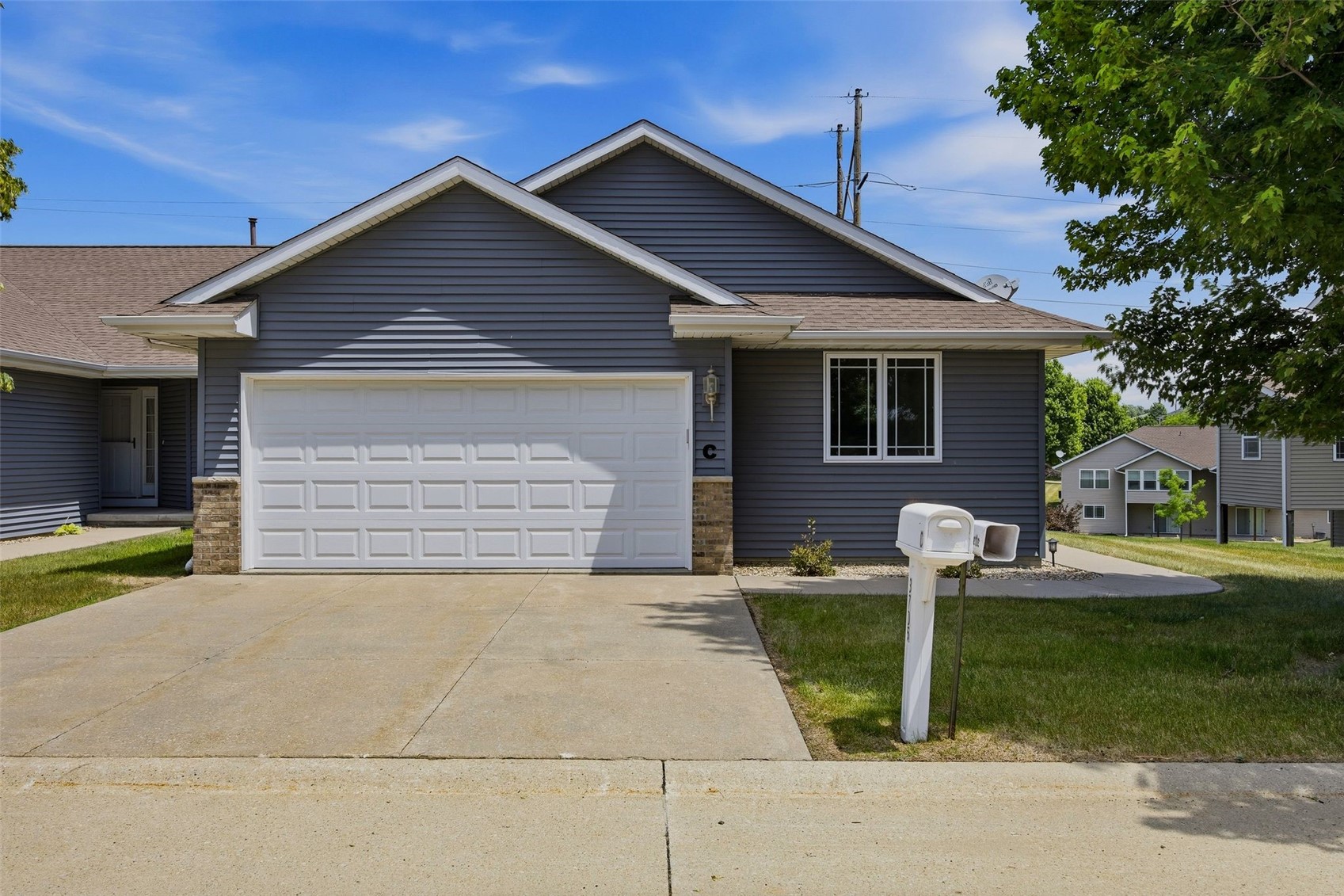 3705 37th Avenue SW Cedar Rapids IA 52404