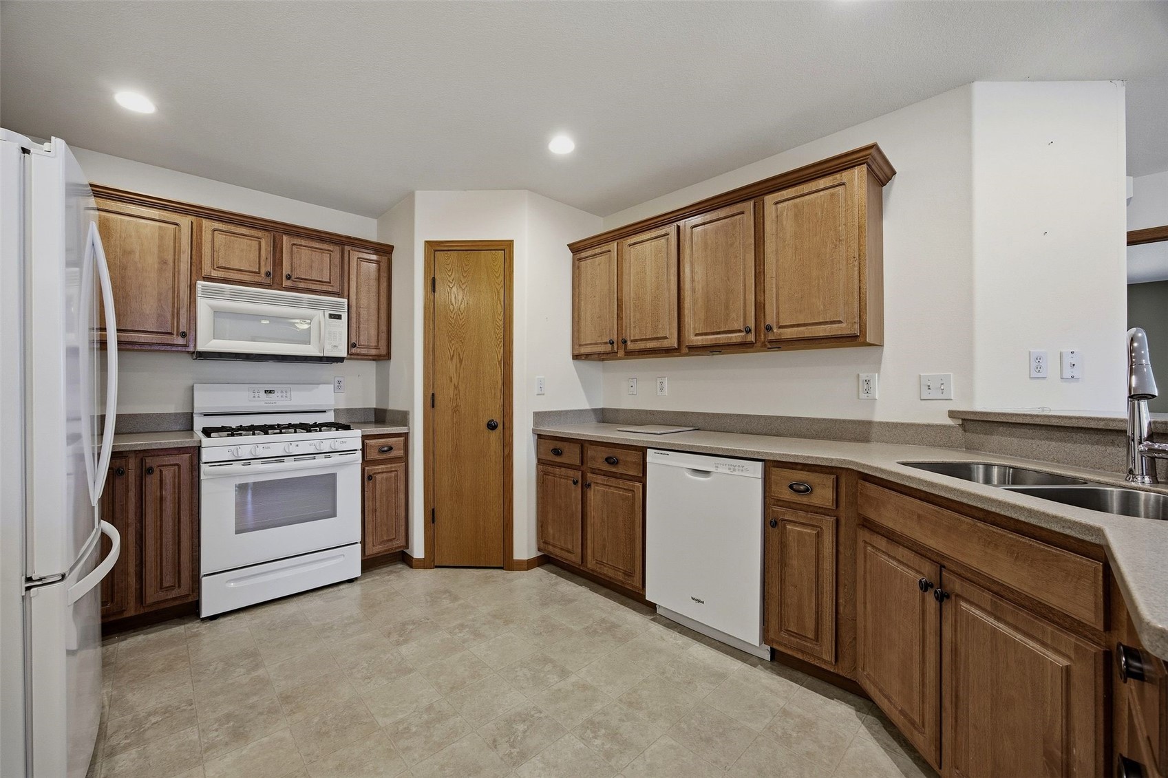 3705 37th Avenue SW Cedar Rapids IA 52404