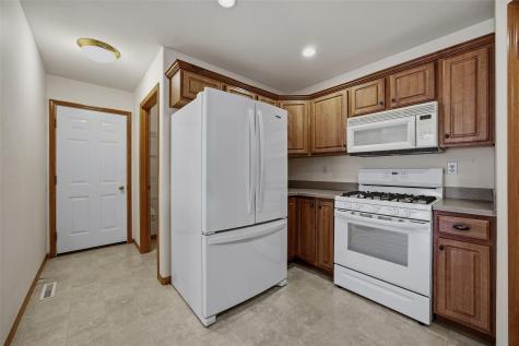 3705 37th Avenue SW Cedar Rapids IA 52404