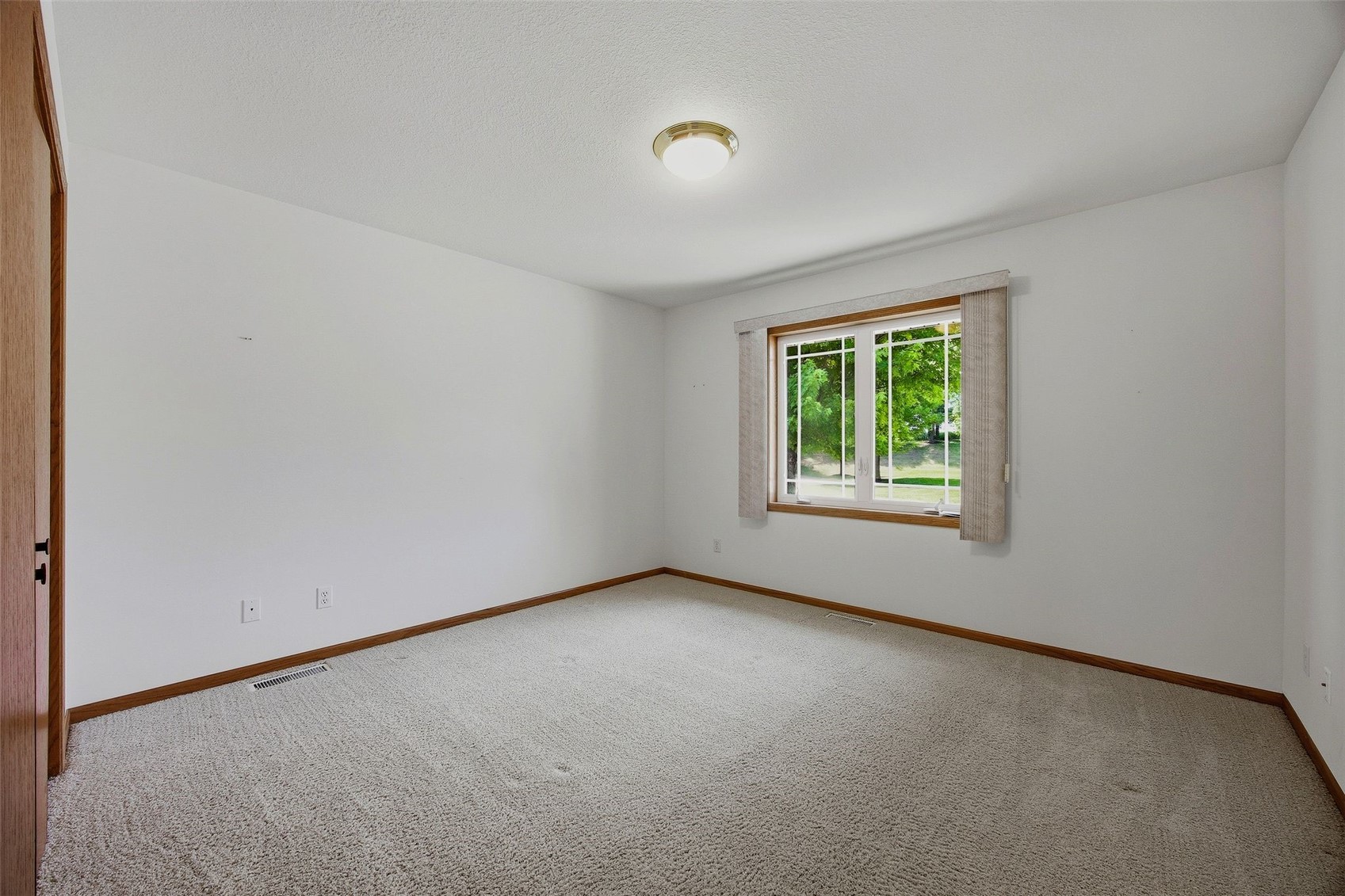 3705 37th Avenue SW Cedar Rapids IA 52404