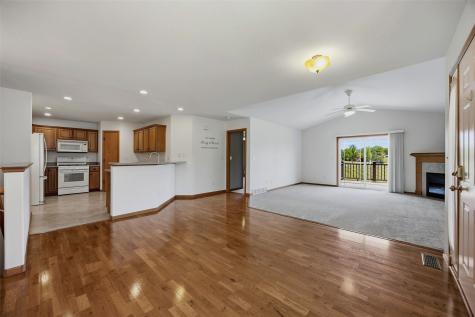 3705 37th Avenue SW Cedar Rapids IA 52404