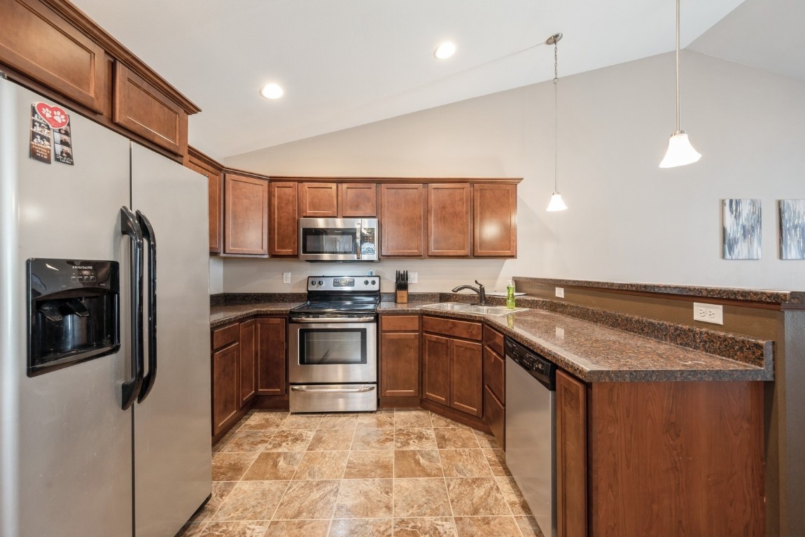 5616 Dostal Drive SW Cedar Rapids IA 52404