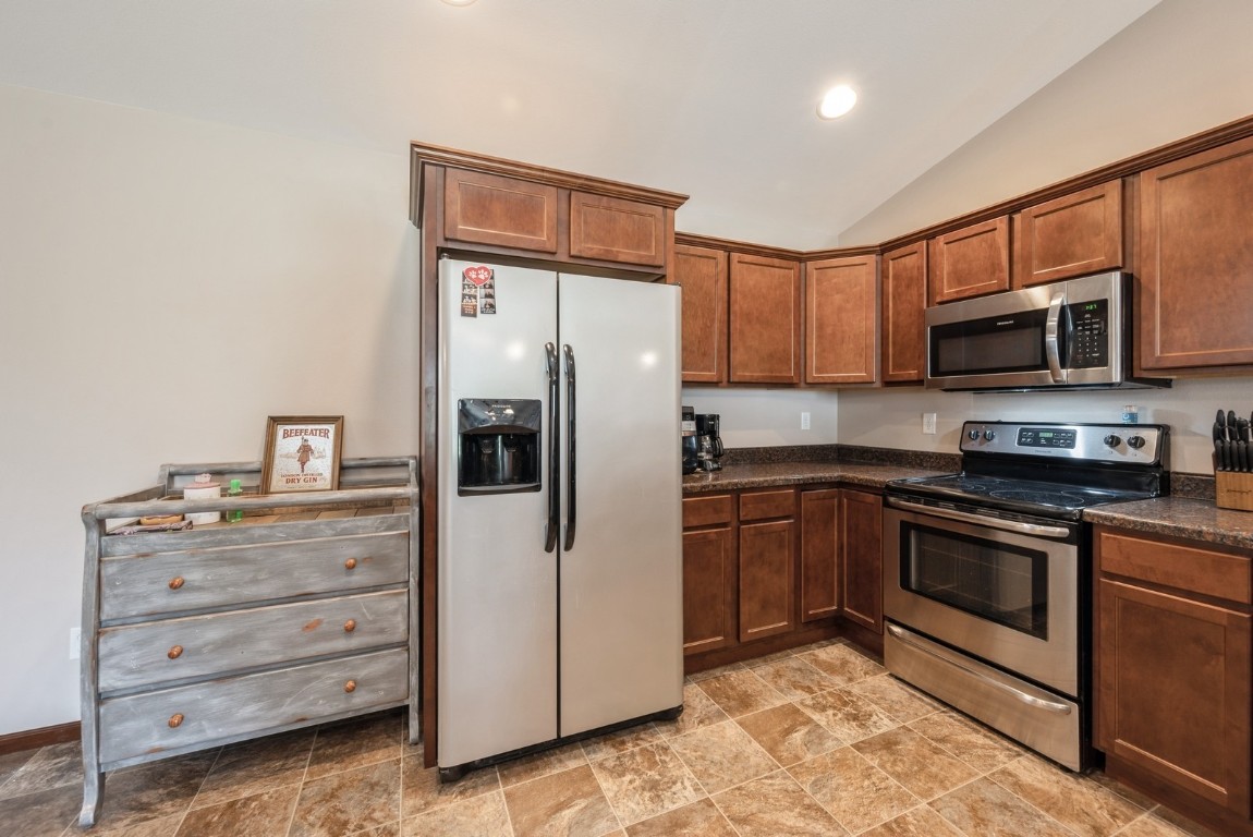 5616 Dostal Drive SW Cedar Rapids IA 52404