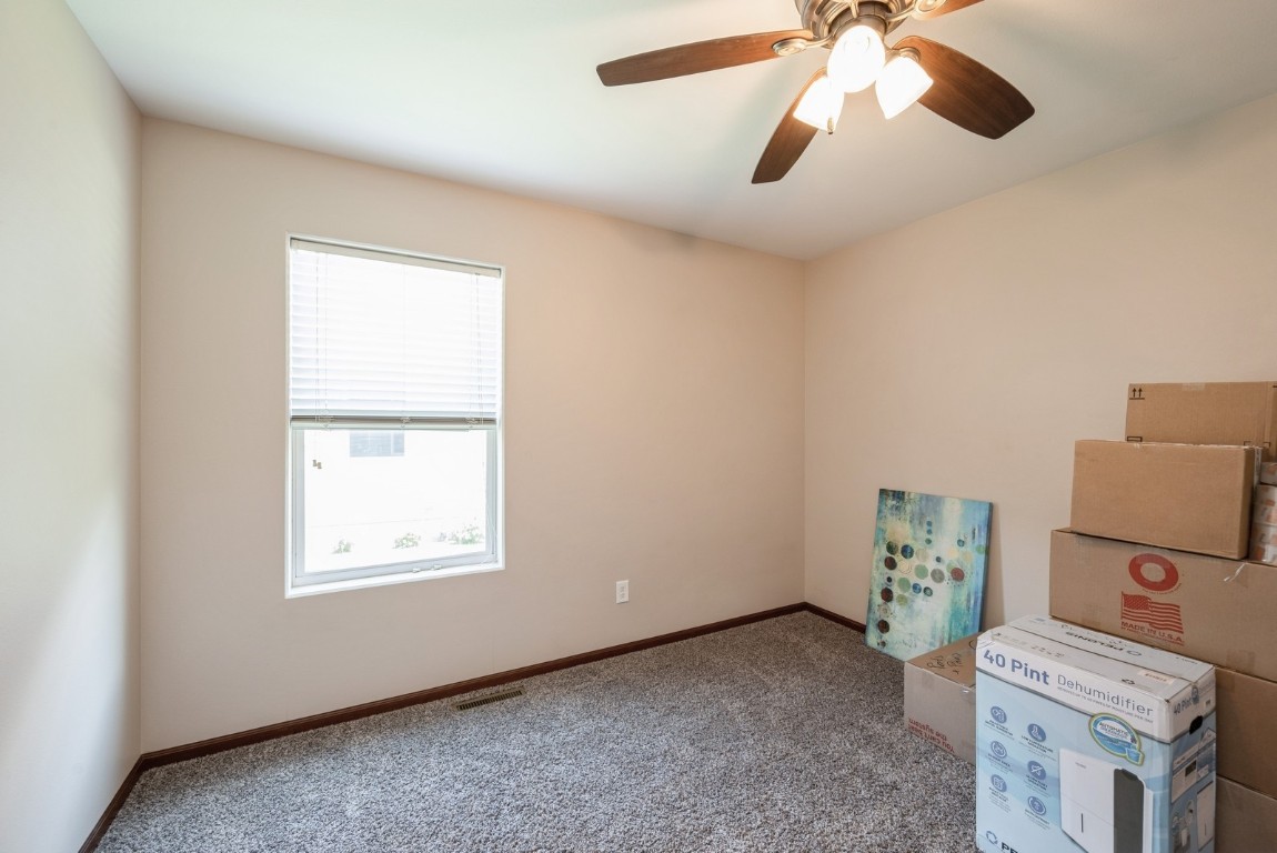 5616 Dostal Drive SW Cedar Rapids IA 52404