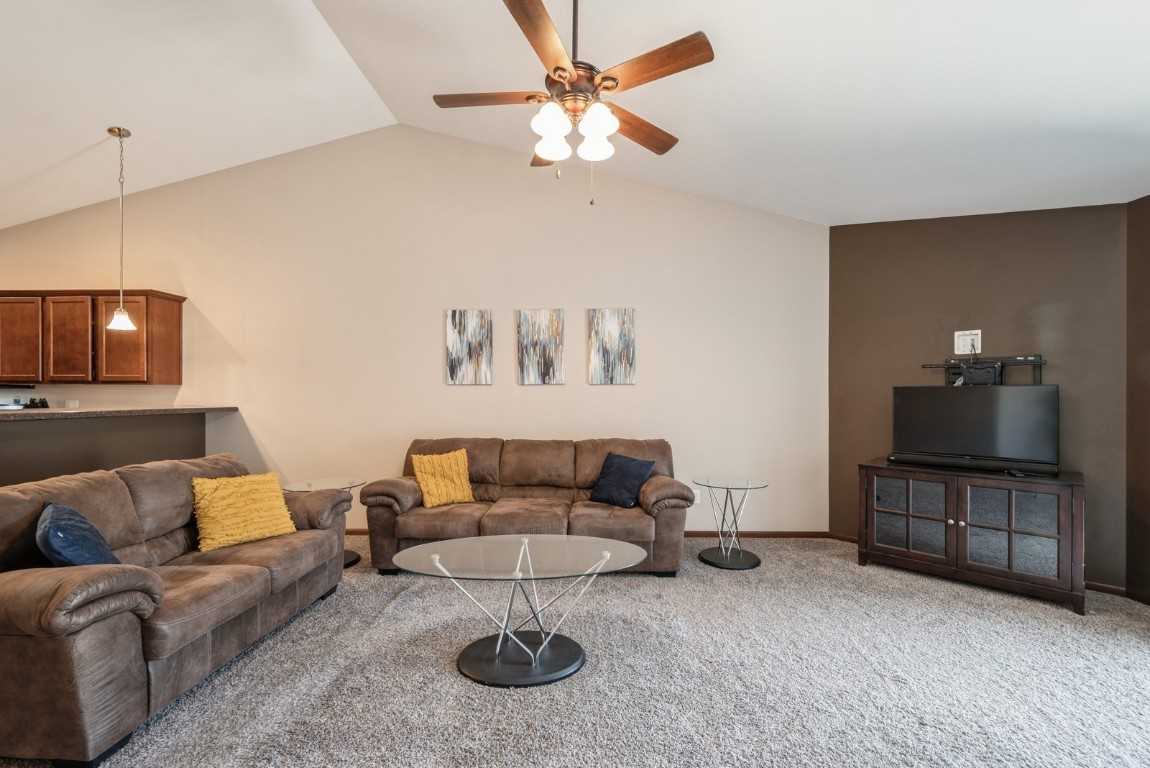 5616 Dostal Drive SW Cedar Rapids IA 52404