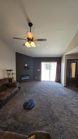 5616 Dostal Drive SW Cedar Rapids IA 52404