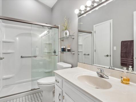 801 E Post Road SE Cedar Rapids IA 52403