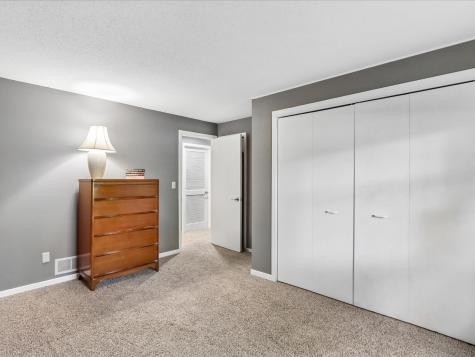 801 E Post Road SE Cedar Rapids IA 52403