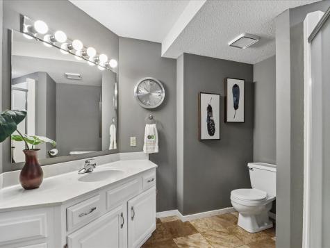 801 E Post Road SE Cedar Rapids IA 52403