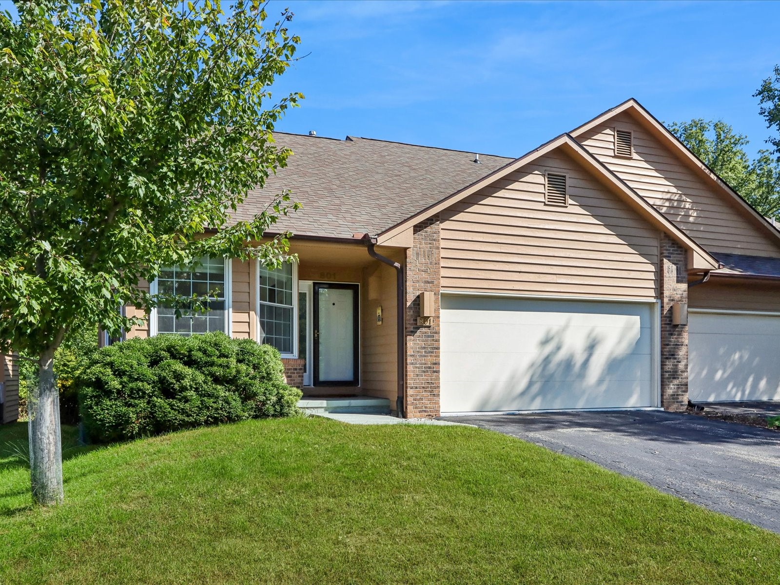 801 E Post Road SE Cedar Rapids IA 52403