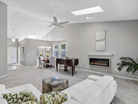 801 E Post Road SE Cedar Rapids IA 52403