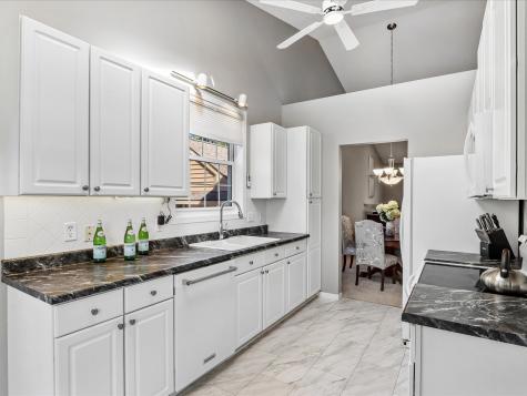 801 E Post Road SE Cedar Rapids IA 52403