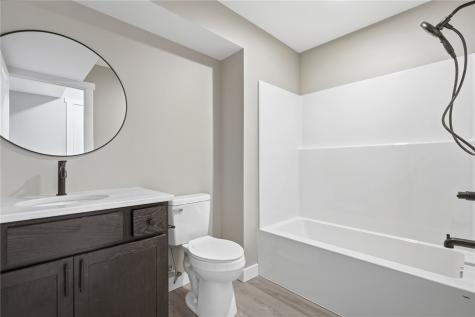 1409 Duncan Drive Muscatine IA 52761