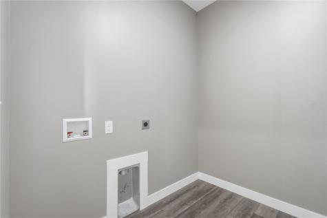 1409 Duncan Drive Muscatine IA 52761