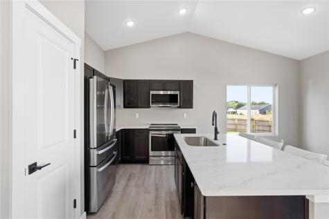 1409 Duncan Drive Muscatine IA 52761