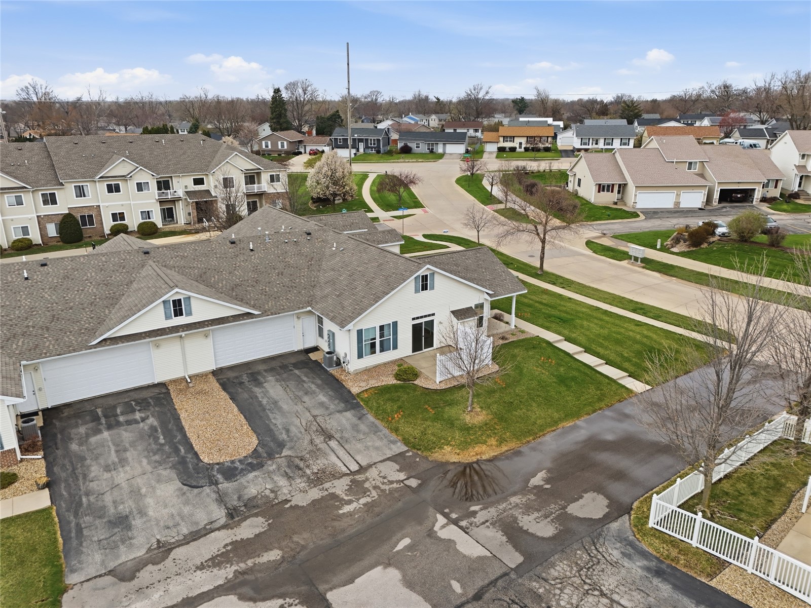 1431 Tower Lane NE Cedar Rapids IA 52402