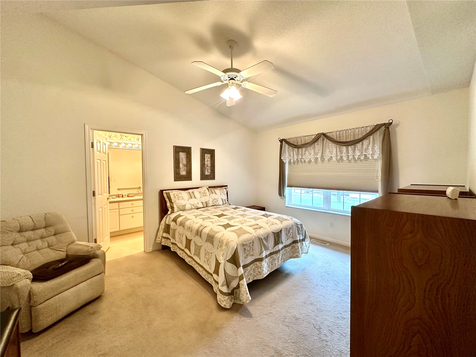 6720 Waterview Drive SW Cedar Rapids IA 52404