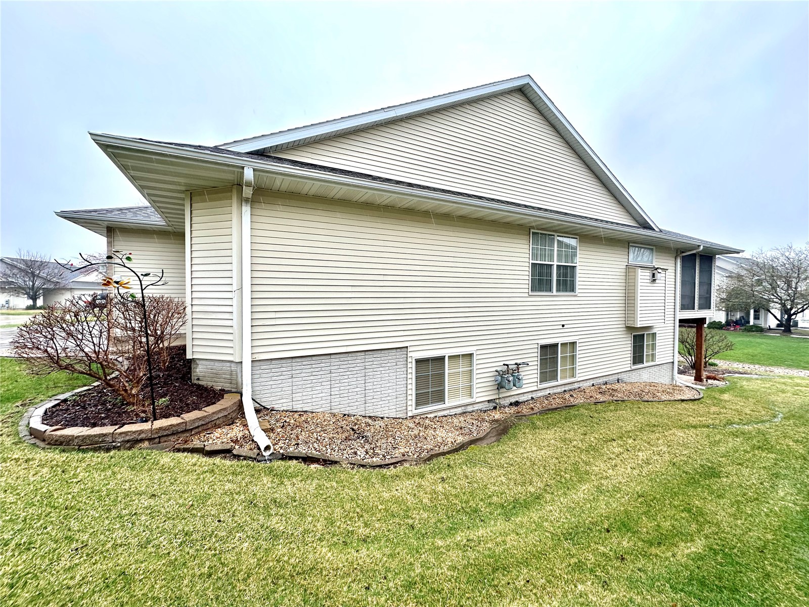 6720 Waterview Drive SW Cedar Rapids IA 52404