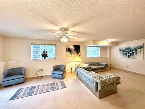 6720 Waterview Drive SW Cedar Rapids IA 52404