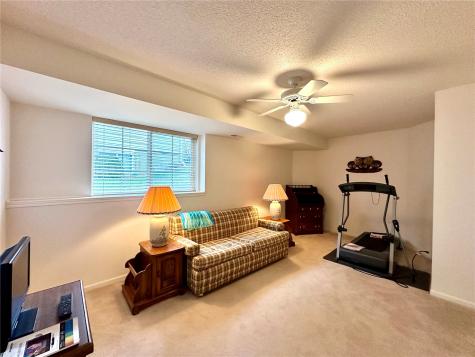 6720 Waterview Drive SW Cedar Rapids IA 52404