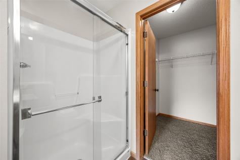 1035 Acacia Drive NE Cedar Rapids IA 52402