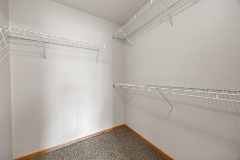 1035 Acacia Drive NE Cedar Rapids IA 52402