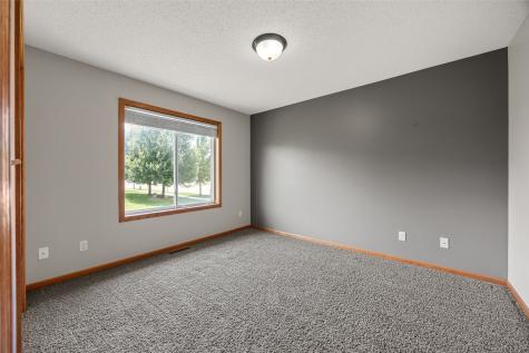 1035 Acacia Drive NE Cedar Rapids IA 52402