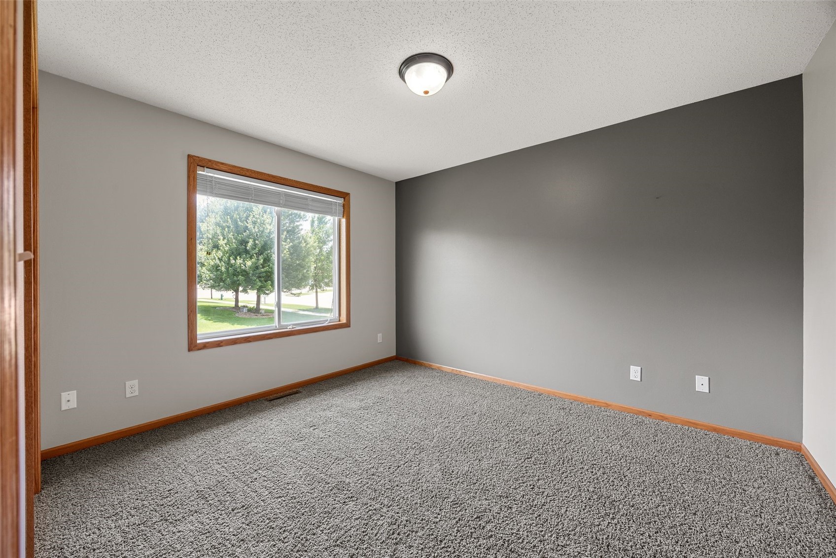1035 Acacia Drive NE Cedar Rapids IA 52402