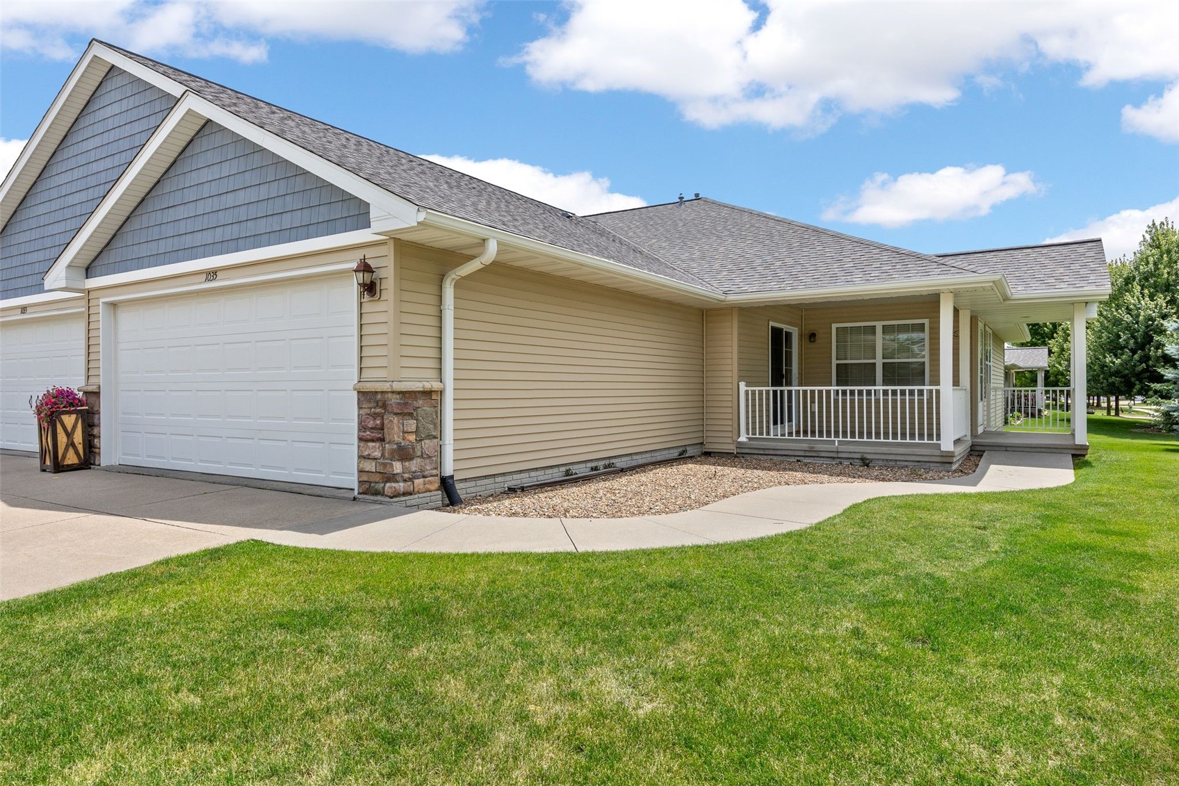 1035 Acacia Drive NE Cedar Rapids IA 52402