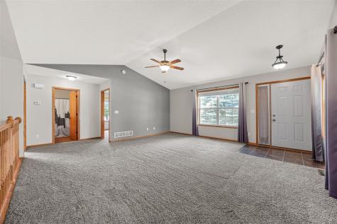 1035 Acacia Drive NE Cedar Rapids IA 52402