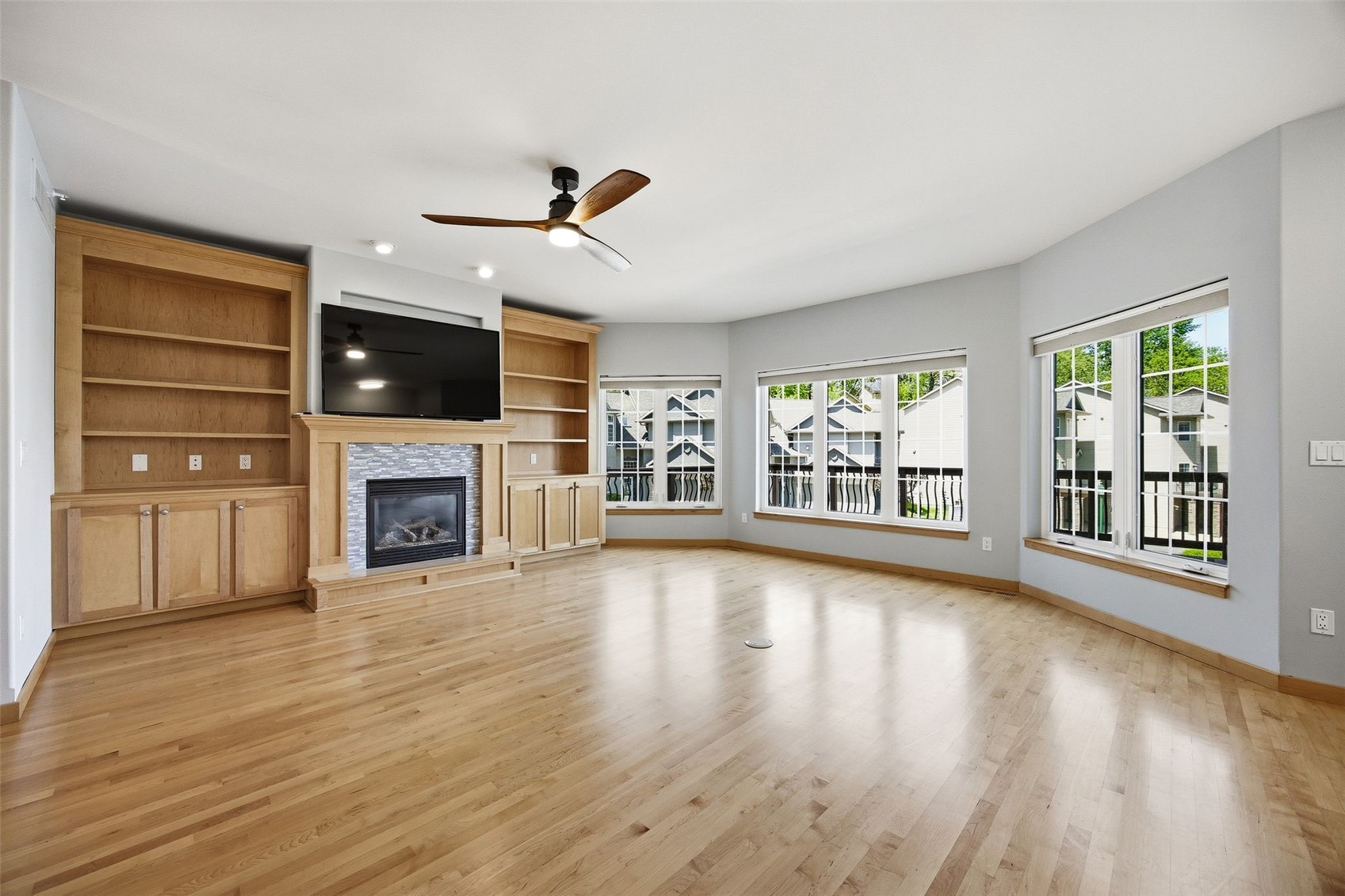 235 Holiday Road Coralville IA 52241