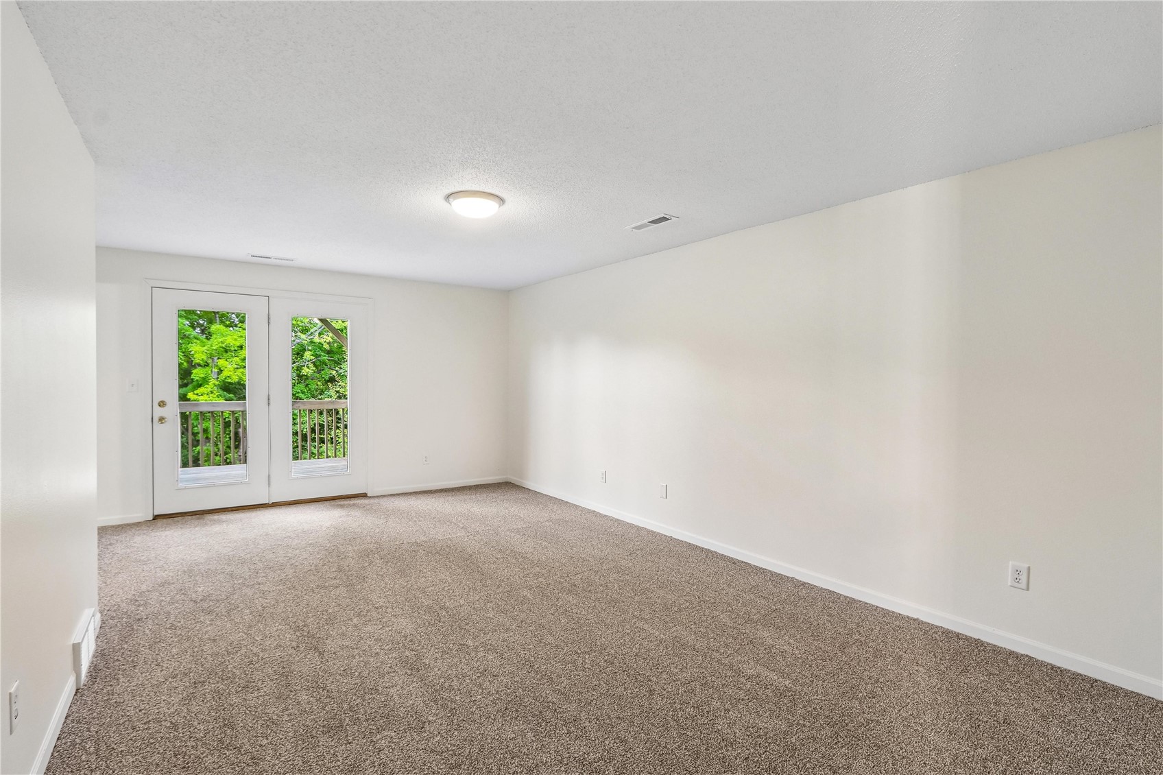 1421 Kenai Court Coralville IA 52241