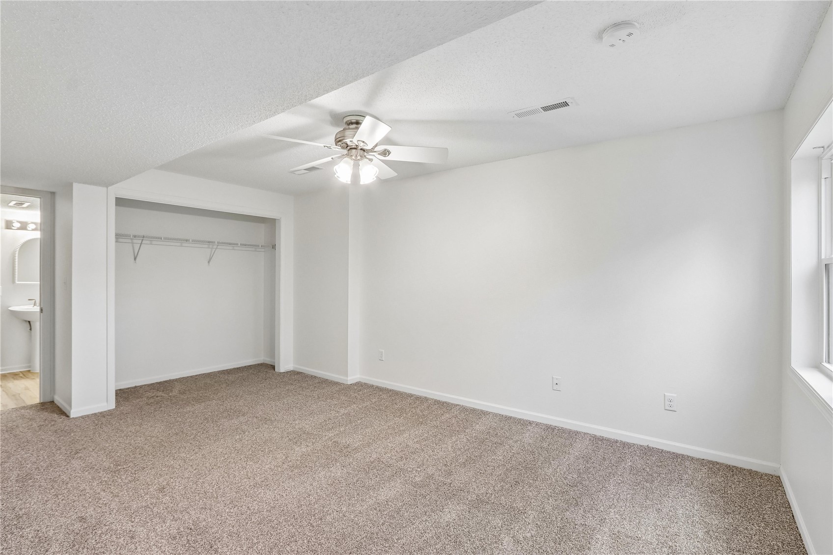 1421 Kenai Court Coralville IA 52241