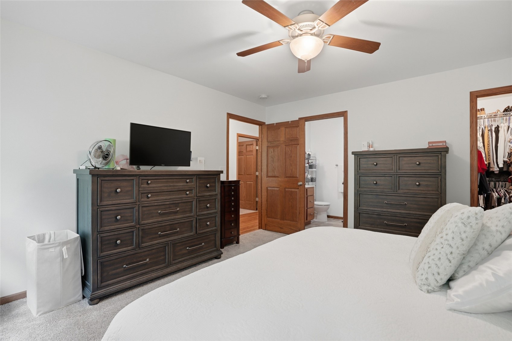568 Meadow Oak Circle Fairfax IA 52228