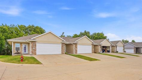 568 Meadow Oak Circle Fairfax IA 52228